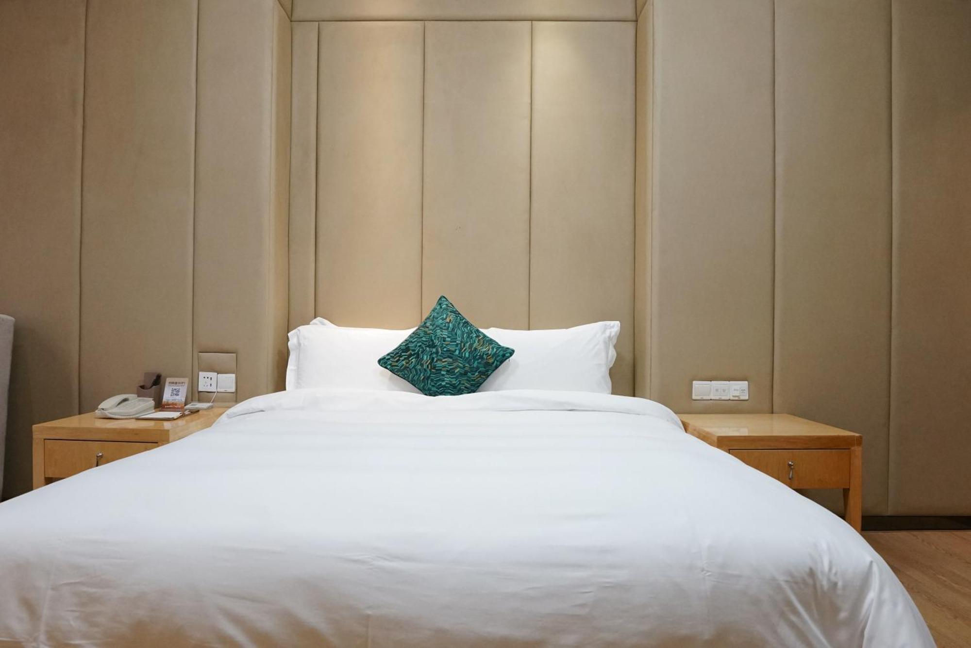 Paco Hotel Ouzhuang Metro Guangzhou-Free Shuttle To Canton Fair Buitenkant foto